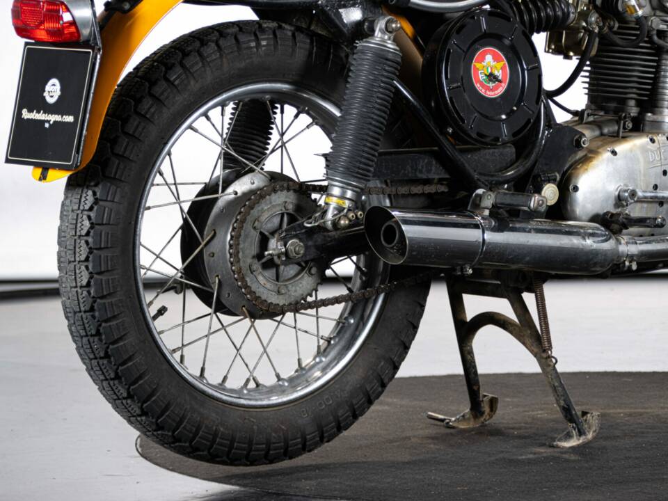 Bild 32/50 von Ducati 250 Scrambler (1971)