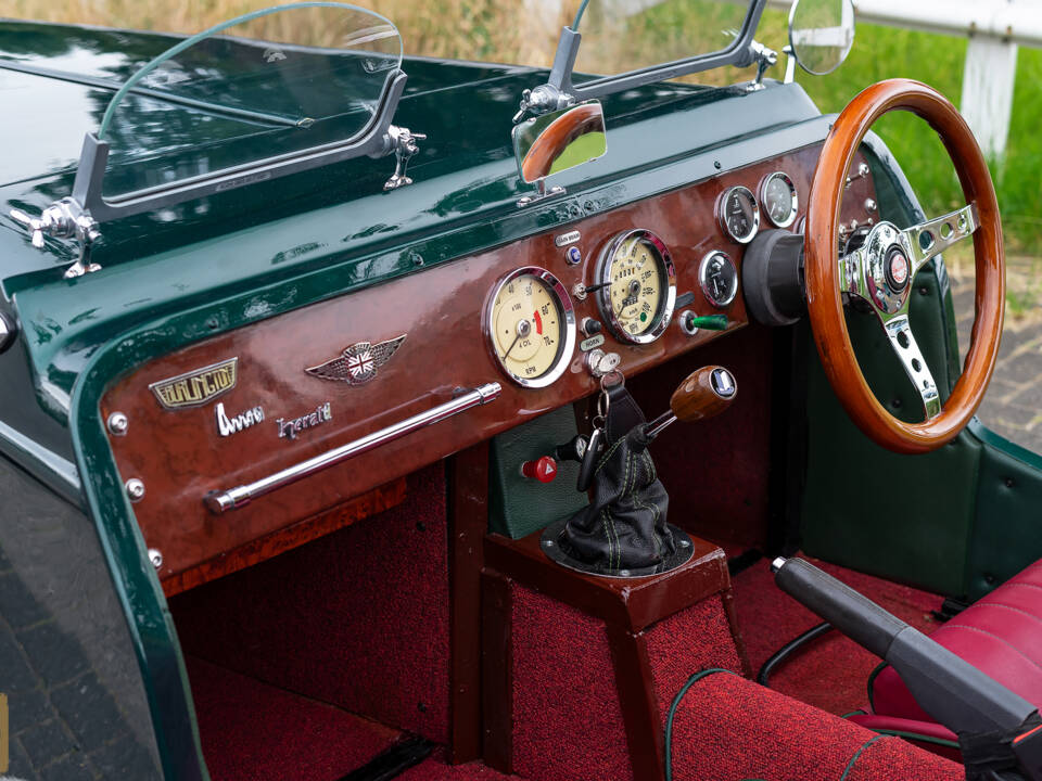 Immagine 21/47 di Burlington Arrow (1965)
