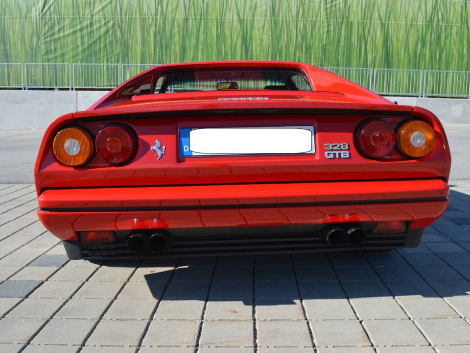 Bild 8/12 von Ferrari 328 GTB (1986)