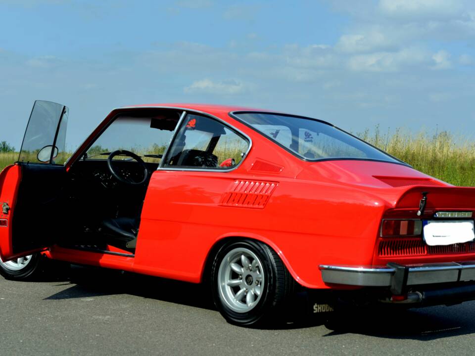 Image 4/11 of Skoda S 110 R (1978)