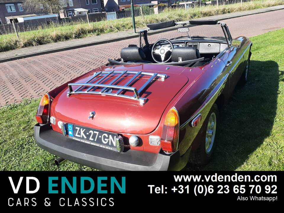 Image 9/25 of MG MGB (1980)