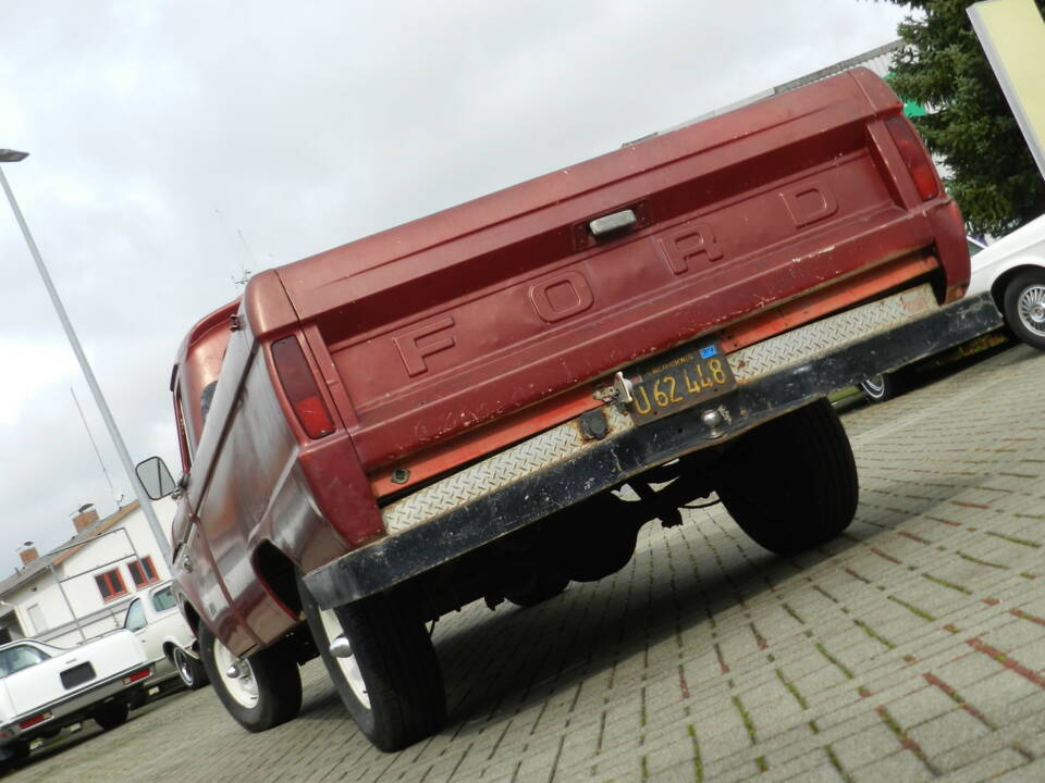 Imagen 15/74 de Ford F-100 Styleside (1966)