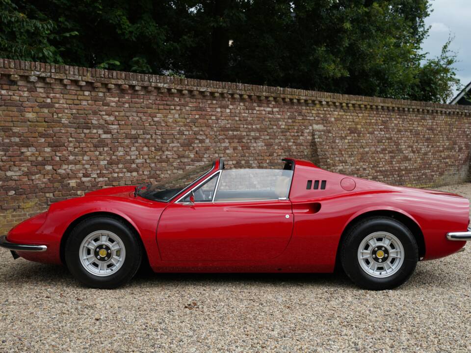 Immagine 29/50 di Ferrari Dino 246 GTS (1973)