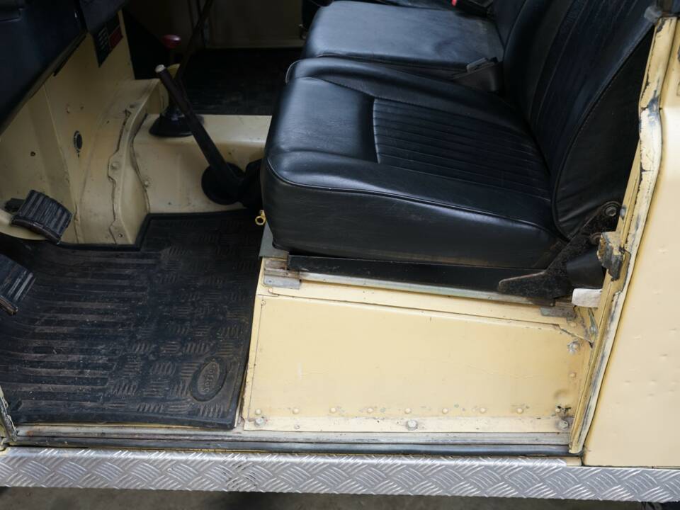 Image 14/50 of Land Rover 88 Lightweight (1973)