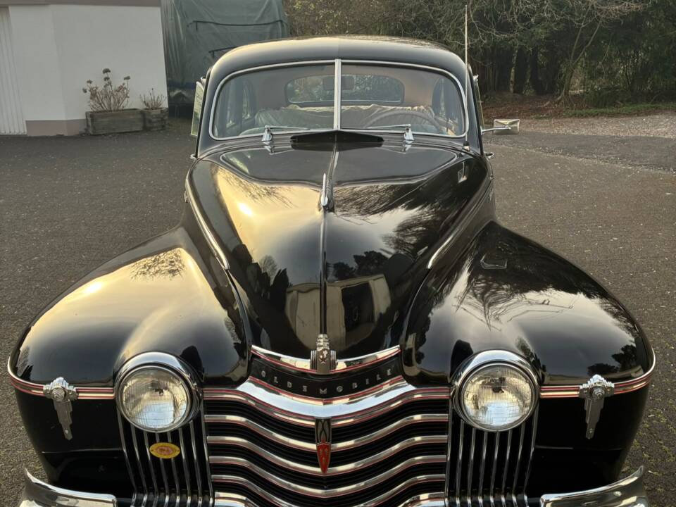 Immagine 5/18 di Oldsmobile 66 (1941)