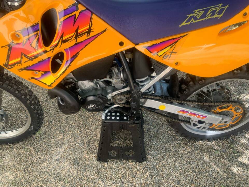 Bild 8/10 von KTM DUMMY (1997)