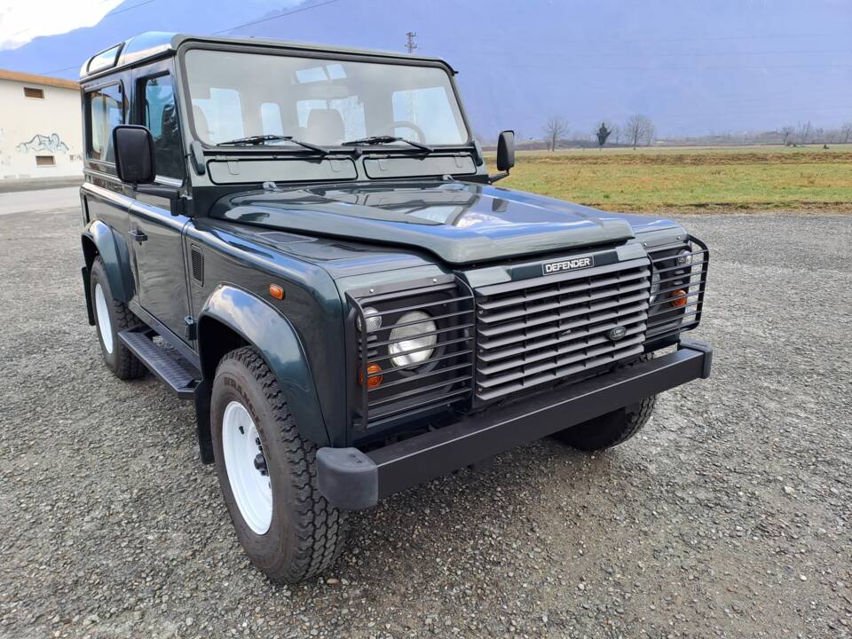 Immagine 11/83 di Land Rover Defender 90 Td5 (1999)