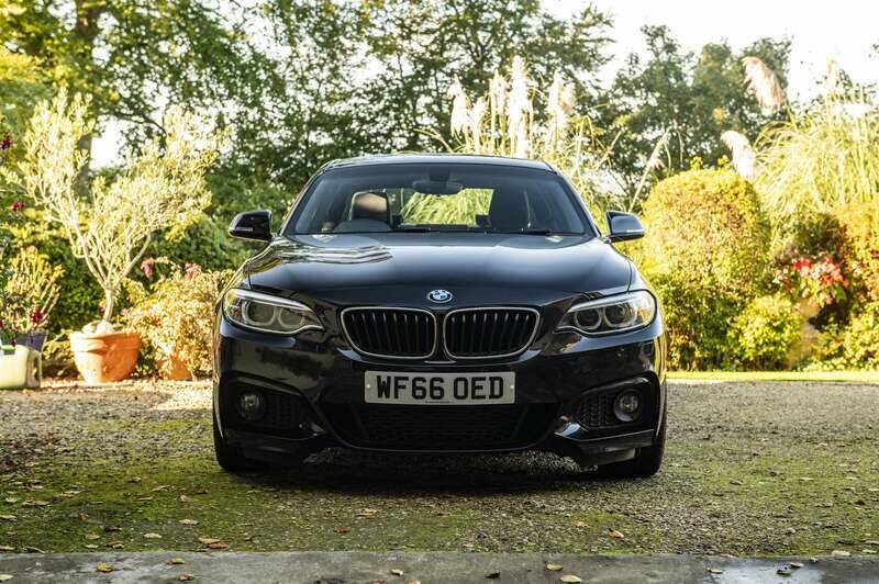 Image 49/50 of BMW 220i (2016)