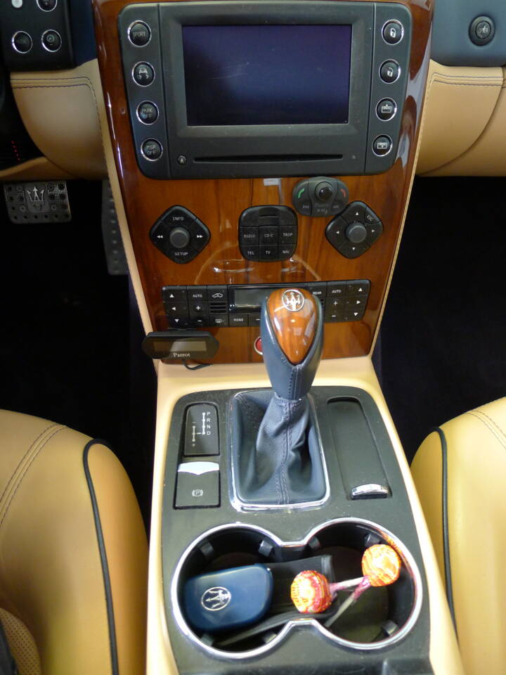 Image 9/36 de Maserati Quattroporte 4.2 (2007)