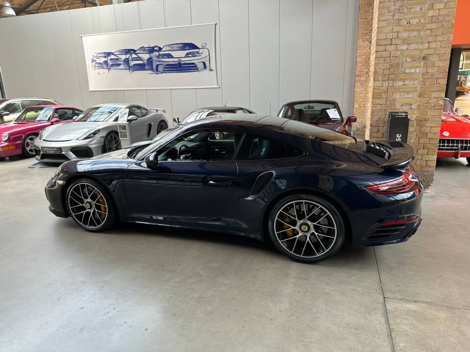 Image 4/14 of Porsche 911 Turbo S (2018)