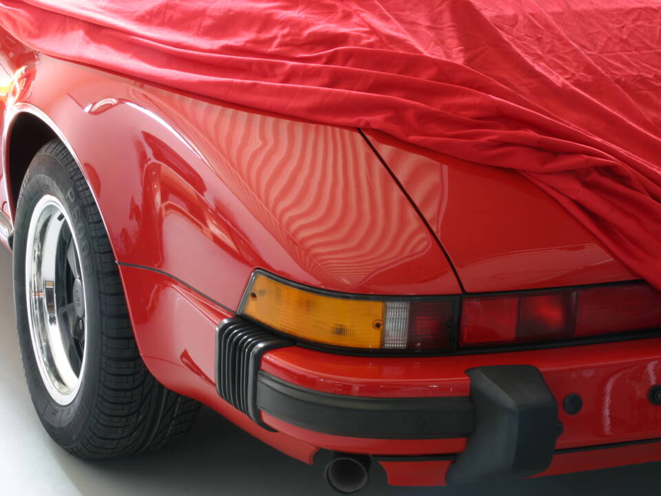 Bild 6/15 von Porsche 911 Carrera 3.2 (1987)