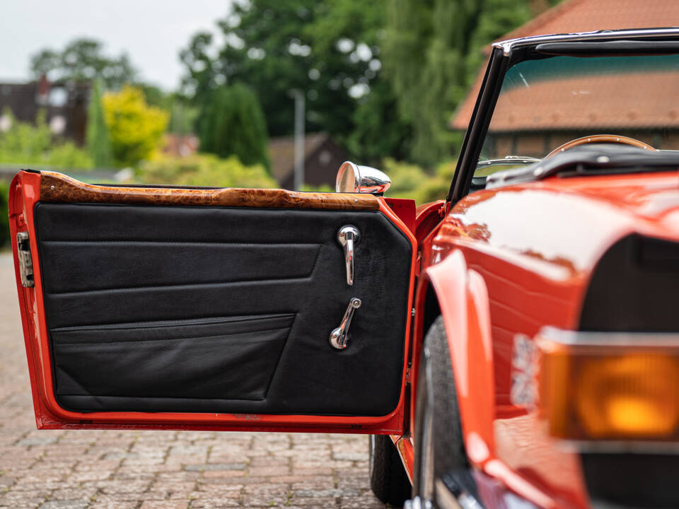 Imagen 38/75 de Triumph TR 6 (1973)