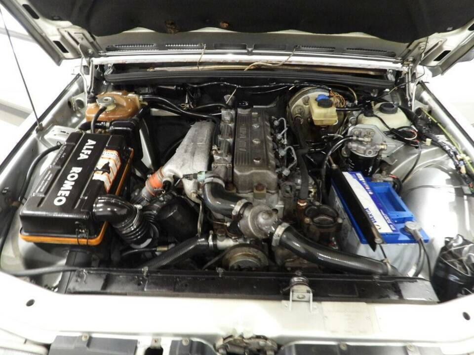 Image 7/10 of Alfa Romeo Giulietta 2.0 Turbodiesel (1985)