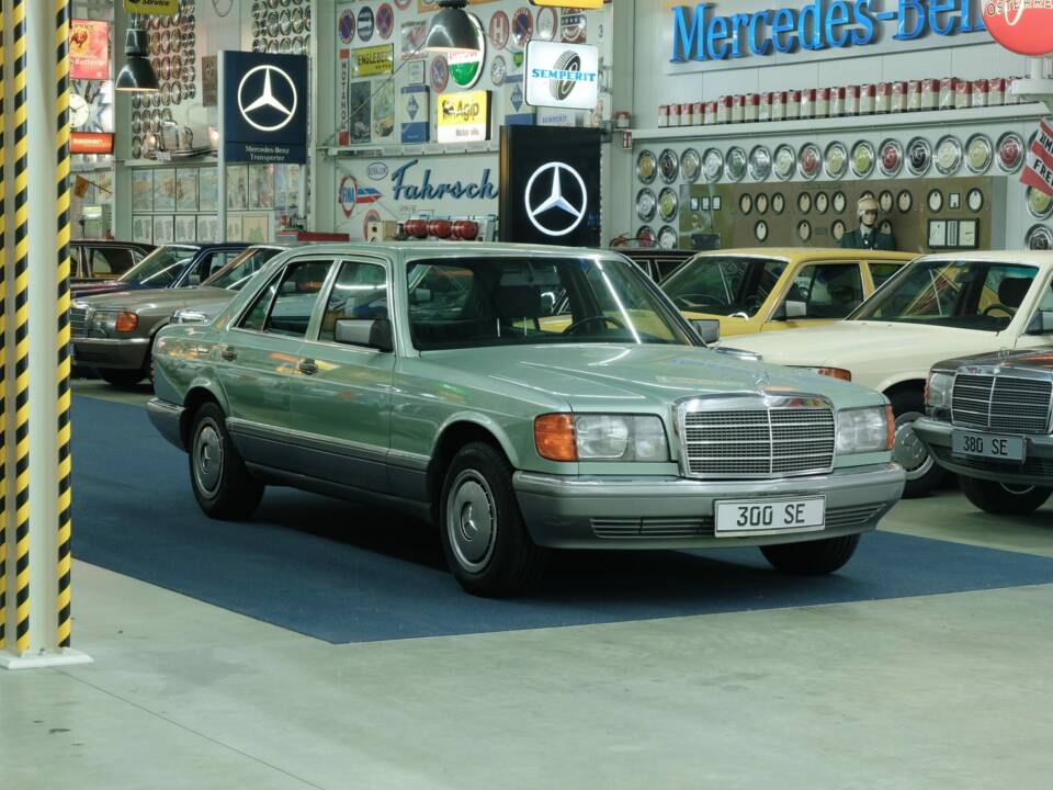 Bild 8/50 von Mercedes-Benz 300 SE (1986)