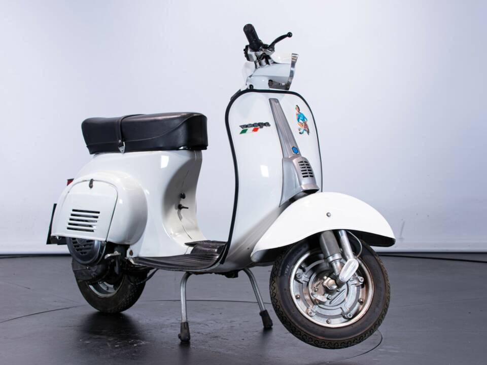 Image 4/50 of Piaggio Vespa 50 Special (1972)
