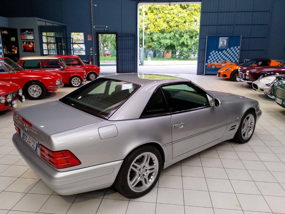 Imagen 12/46 de Mercedes-Benz SL 280 (1999)