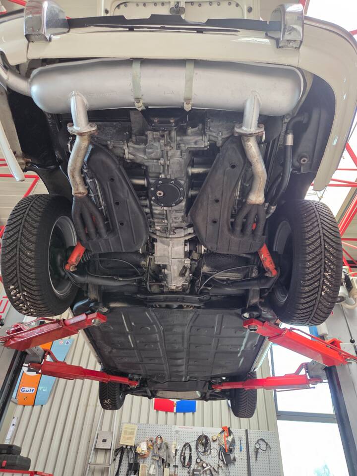 Image 38/72 de Porsche 911 2.0 T (1968)