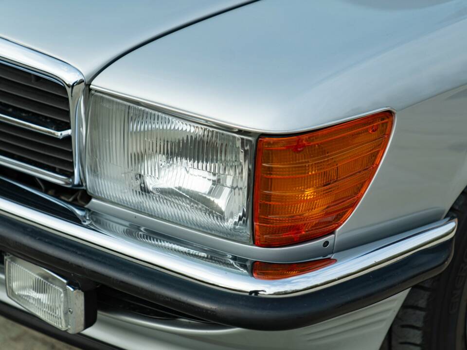 Image 36/50 of Mercedes-Benz 300 SL (1988)