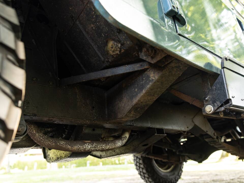 Bild 30/50 von Land Rover 88 (1980)