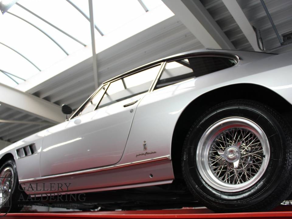 Bild 48/50 von Ferrari 330 GT 2+2 (1965)