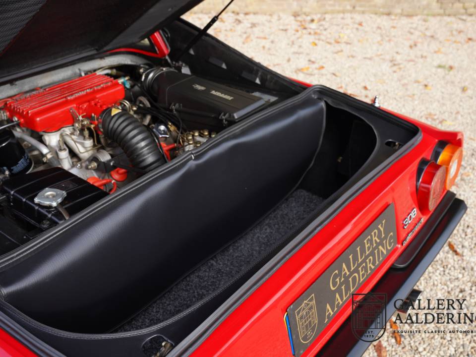 Image 36/50 of Ferrari 308 GTBi Quattrovalvole (1984)