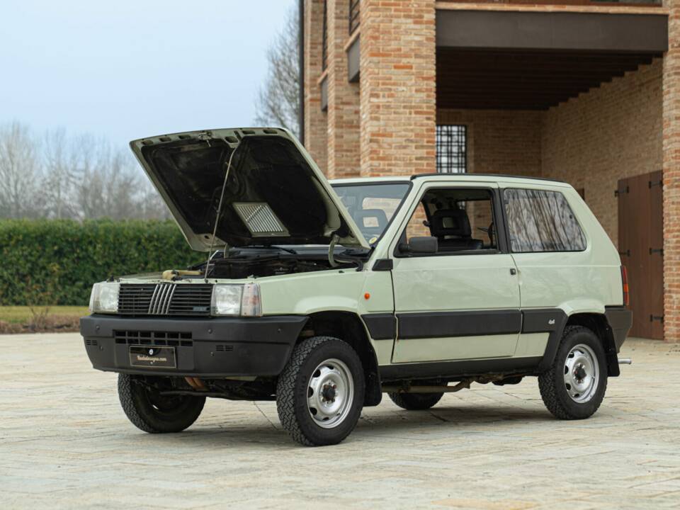 Bild 38/44 von FIAT Panda 4x4 1,0 (1987)