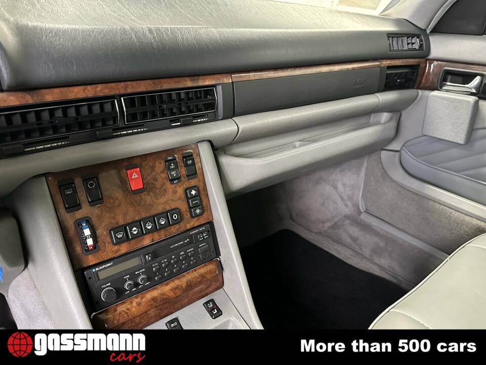 Bild 10/15 von Mercedes-Benz 560 SEC (1989)