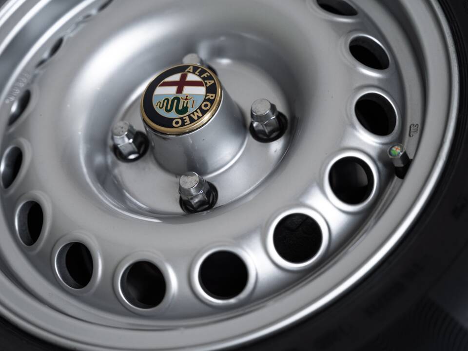 Bild 34/40 von Alfa Romeo Giulia Super 1.3 (1974)