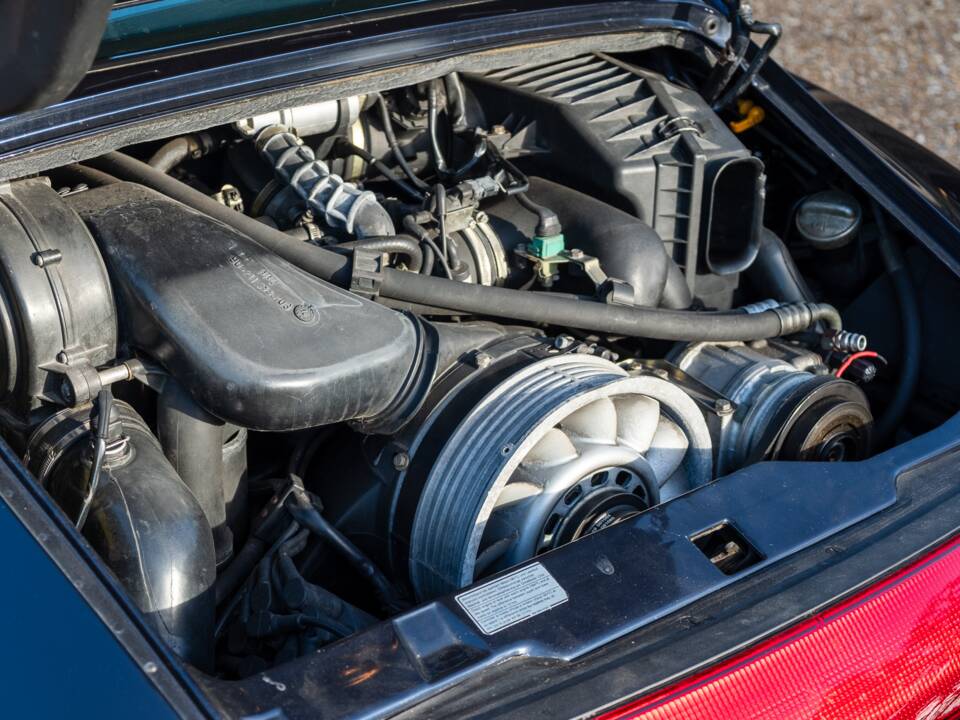 Image 78/93 de Porsche 911 Carrera (1994)