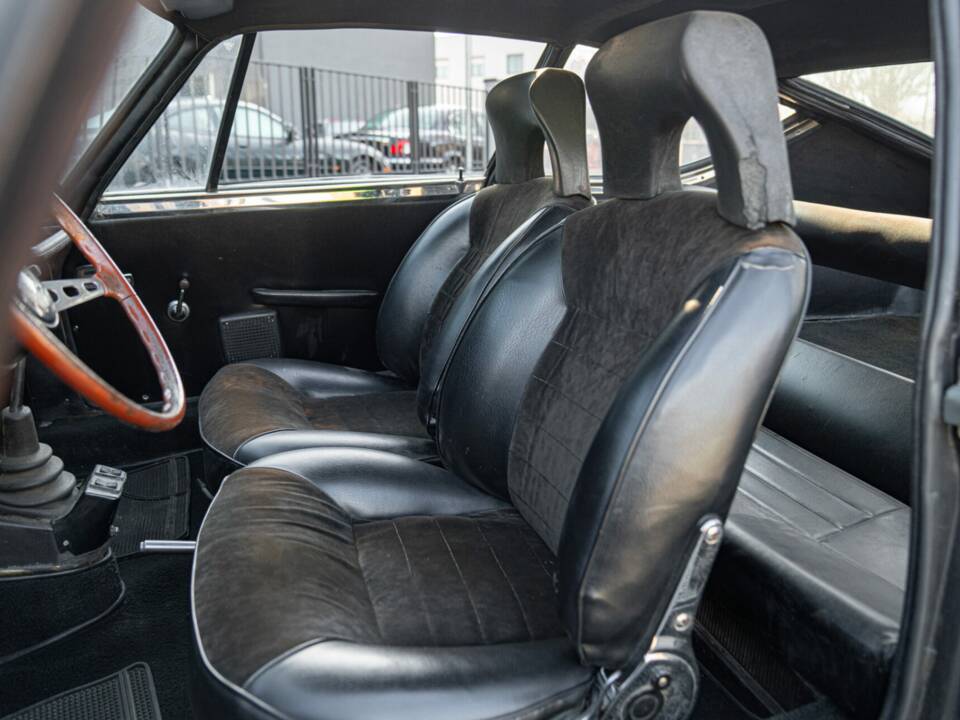 Image 23/44 of Lancia Fulvia Sport 1.6 (Zagato) (1972)