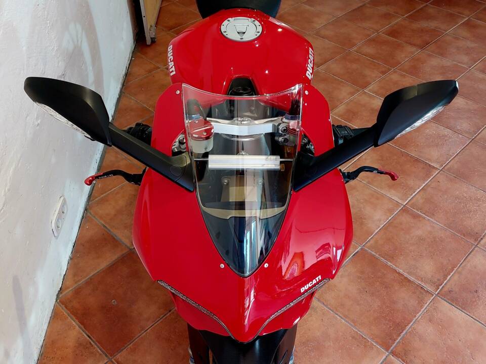 Image 12/30 of Ducati DUMMY (2012)