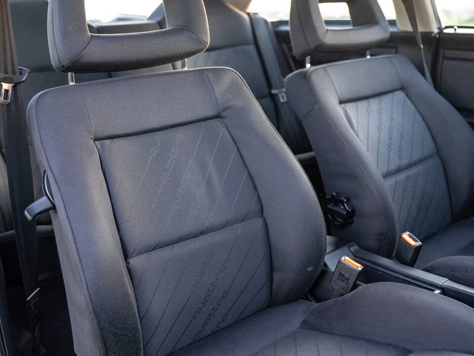 Bild 29/54 von Audi quattro 20V (1991)