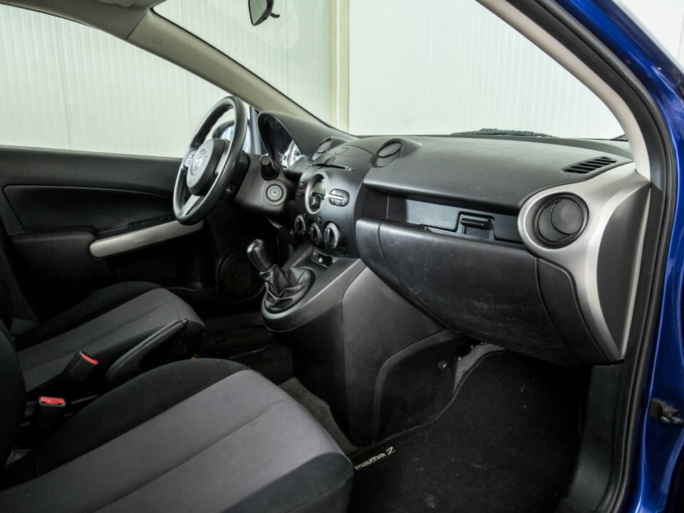 Bild 25/48 von Mazda 2 - 1.3 MZR (2009)