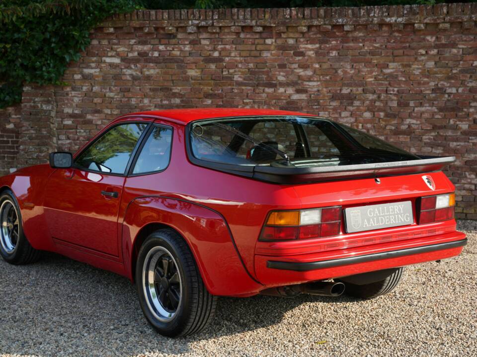 Image 30/50 de Porsche 924 S (1981)