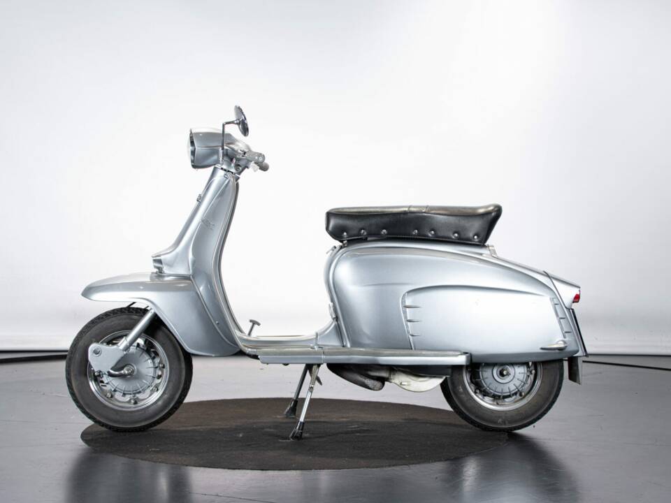 Imagen 1/41 de Innocenti Lambretta Li Special 125 (1966)