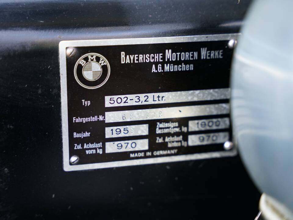 Afbeelding 47/50 van BMW 502 - 3.2 Litre (1958)