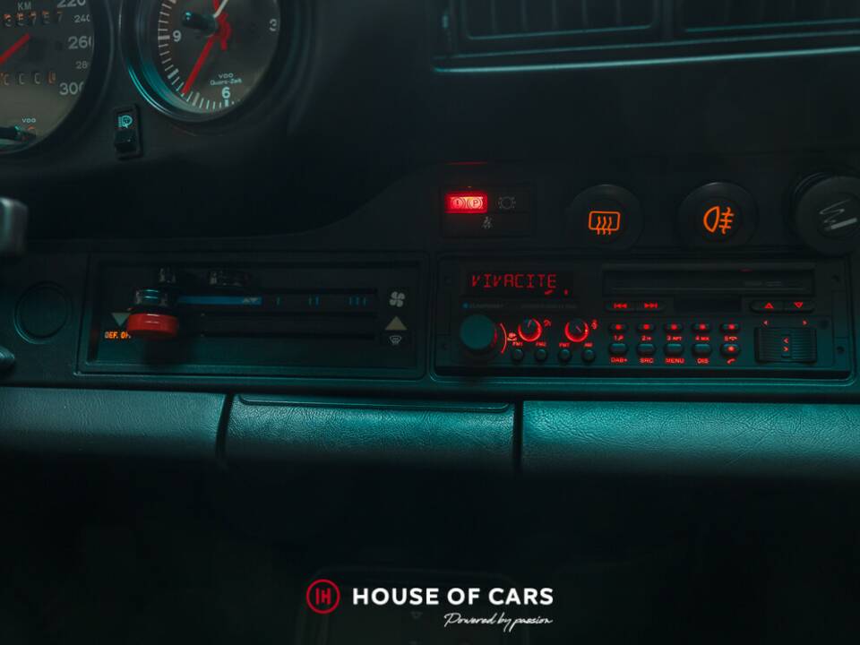 Afbeelding 21/24 van Porsche 911 Carrera 3.2 (1985)