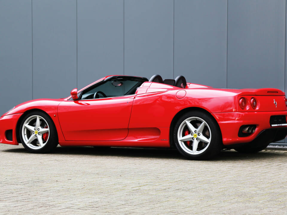 Image 23/57 of Ferrari 360 Spider (2001)