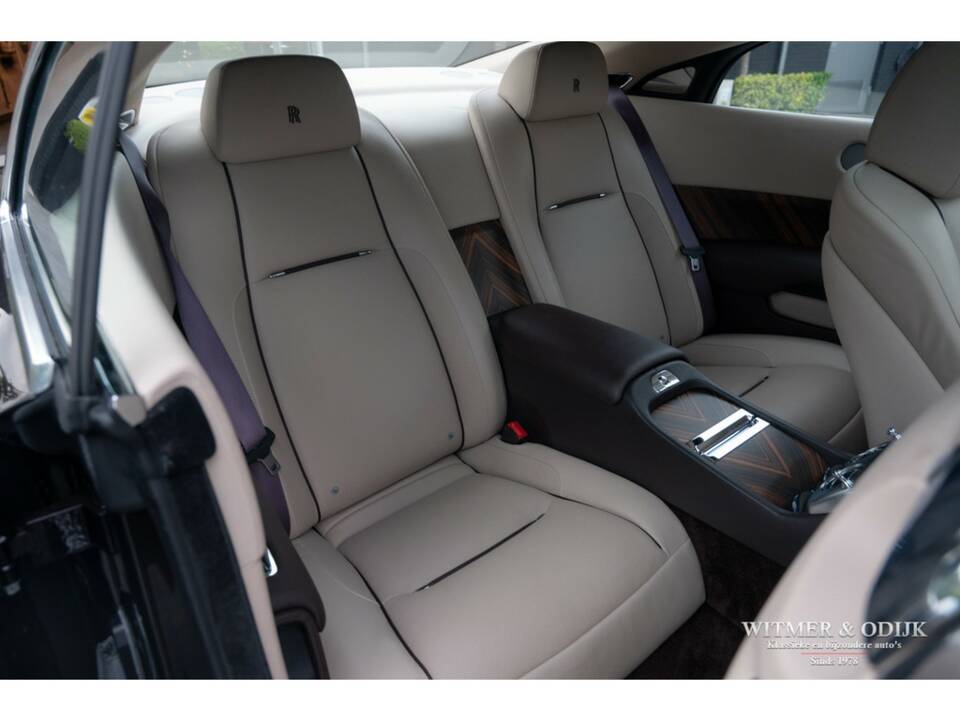 Image 33/38 of Rolls-Royce Wraith (2014)
