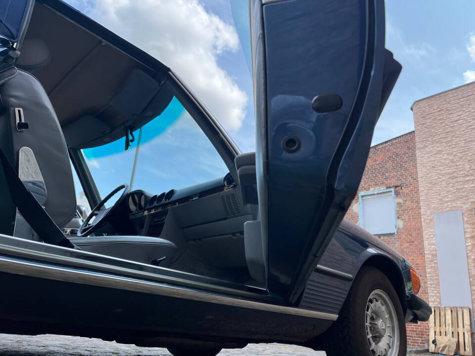 Afbeelding 35/146 van Mercedes-Benz 380 SL (1982)