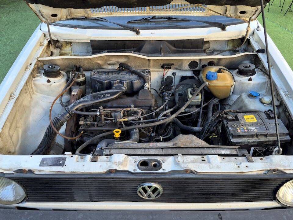 Image 36/43 of Volkswagen Caddy I 1.6 D (1990)