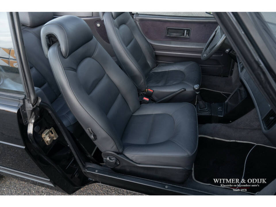 Image 5/25 of Saab 900 Turbo (1991)