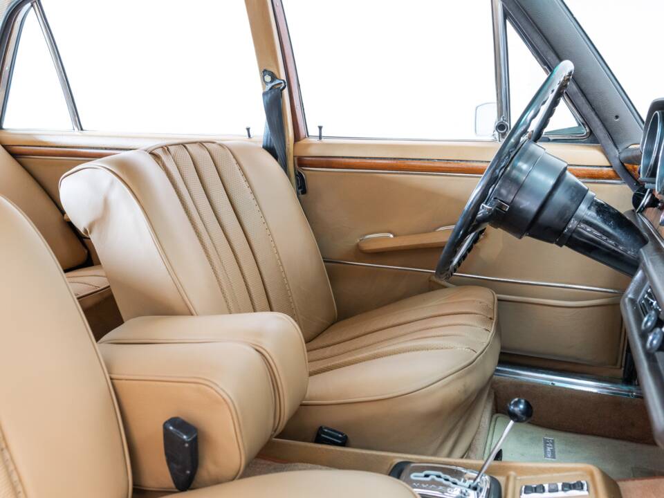 Bild 16/32 von Mercedes-Benz 300 SEL 3.5 (1970)