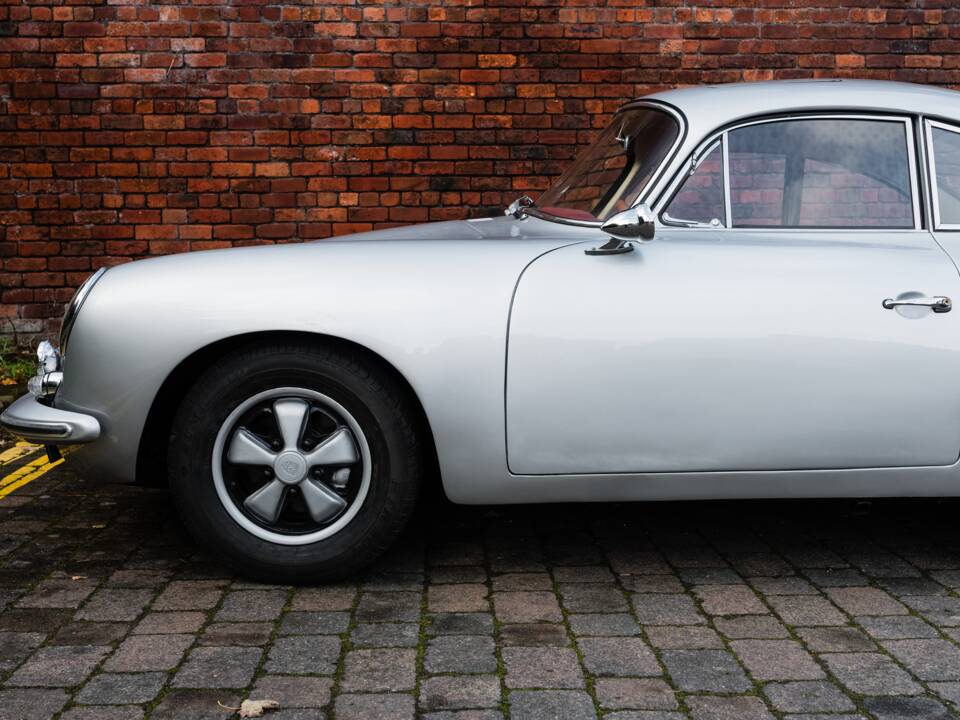 Image 11/48 of Porsche 356 C 1600 (1964)
