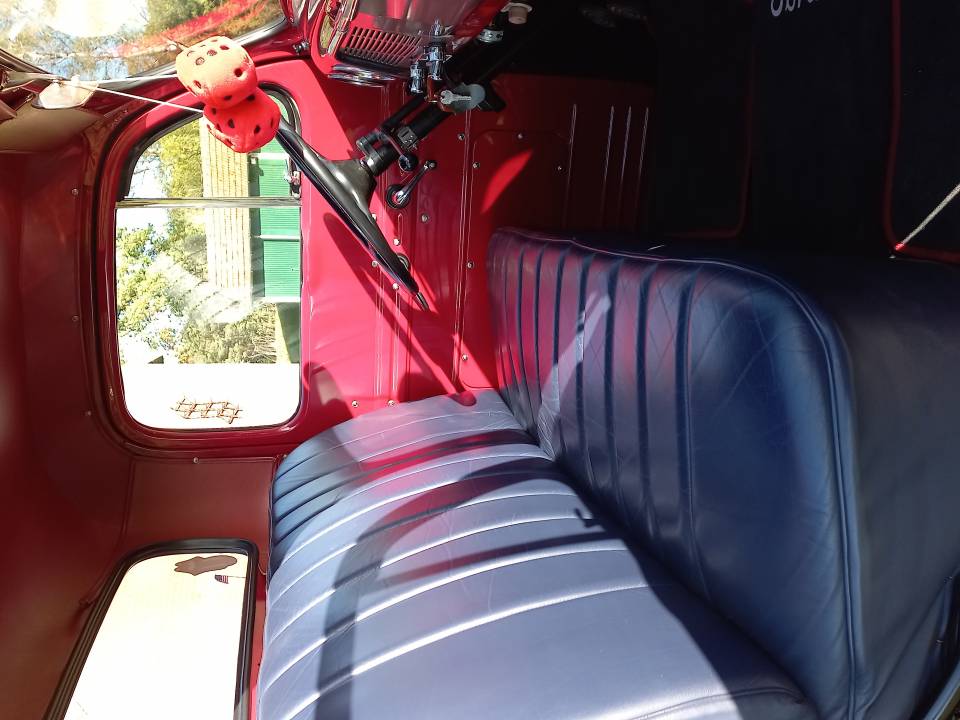 Image 16/16 of Ford F-1 Stepside (1952)