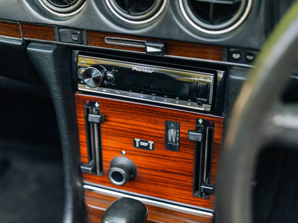 Image 20/30 de Mercedes-Benz 500 SL (1983)