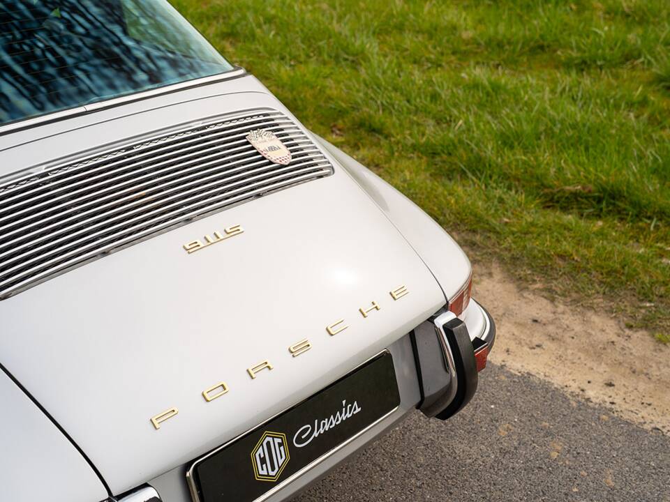 Image 15/40 of Porsche 911 2.2 S (1971)