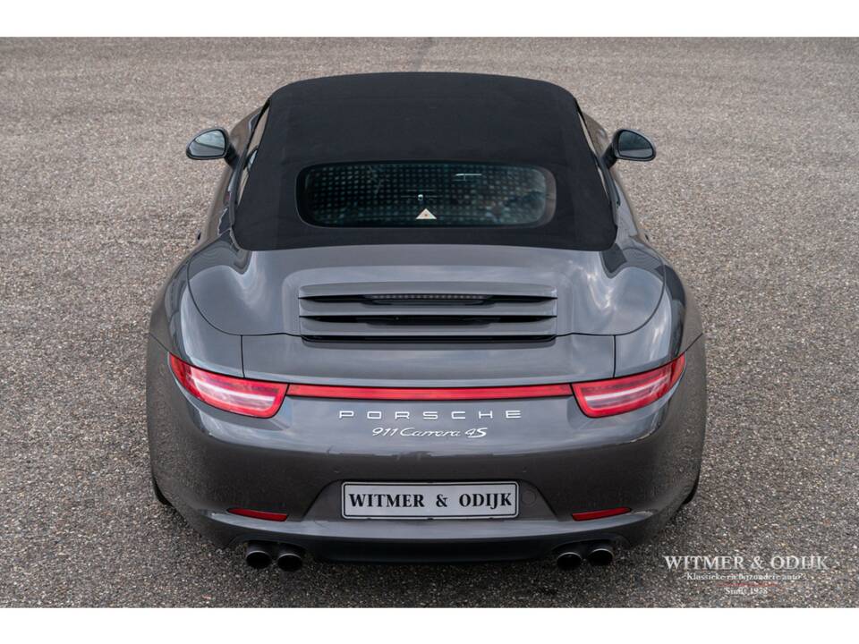 Image 10/47 of Porsche 911 Carrera 4S (2014)