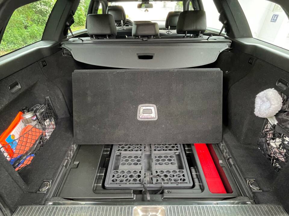 Bild 6/16 von Mercedes-Benz E 200 Kompressor T (2011)