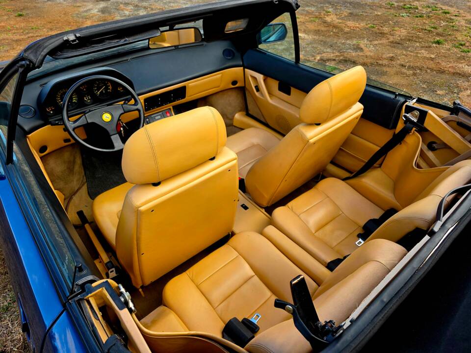 Bild 11/25 von Ferrari Mondial T (1989)